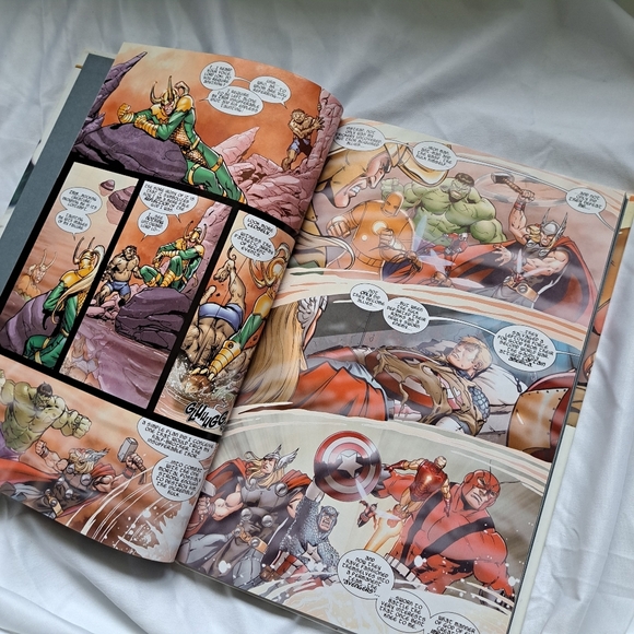 Avengers: Season One Marvel Novel by Peter David Hard Cover comic book - Picture 8 of 12